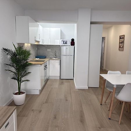 Artes Y Oficios Apartaments Ab Valencia Buitenkant foto