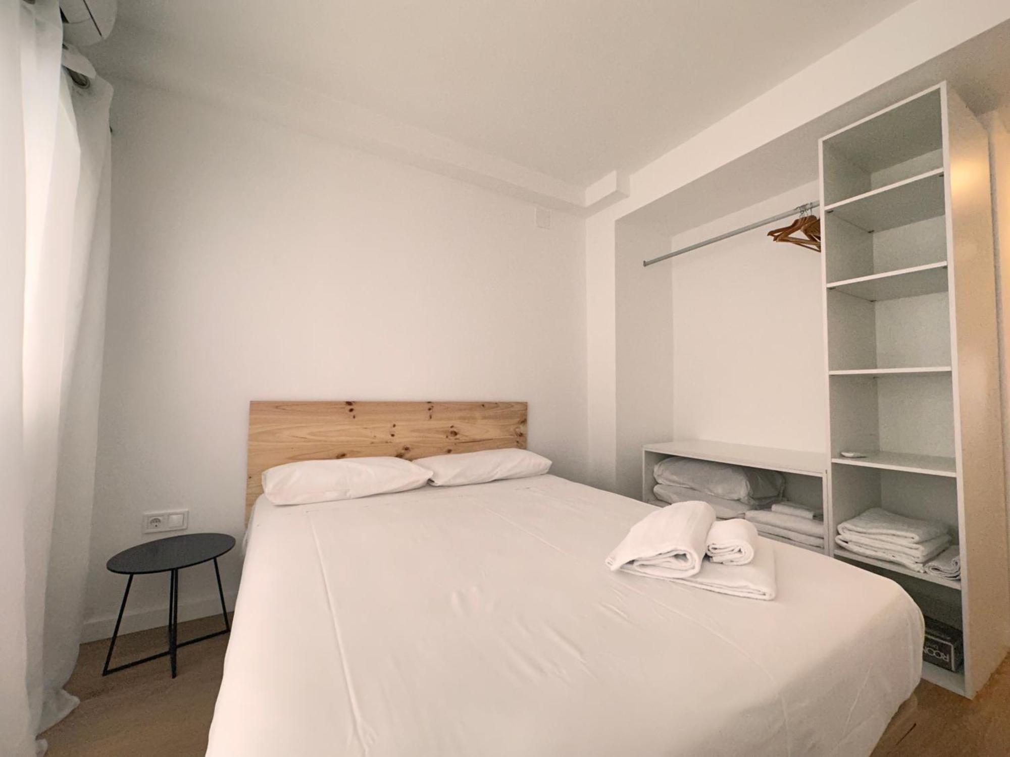 Artes Y Oficios Apartaments Ab Valencia Buitenkant foto