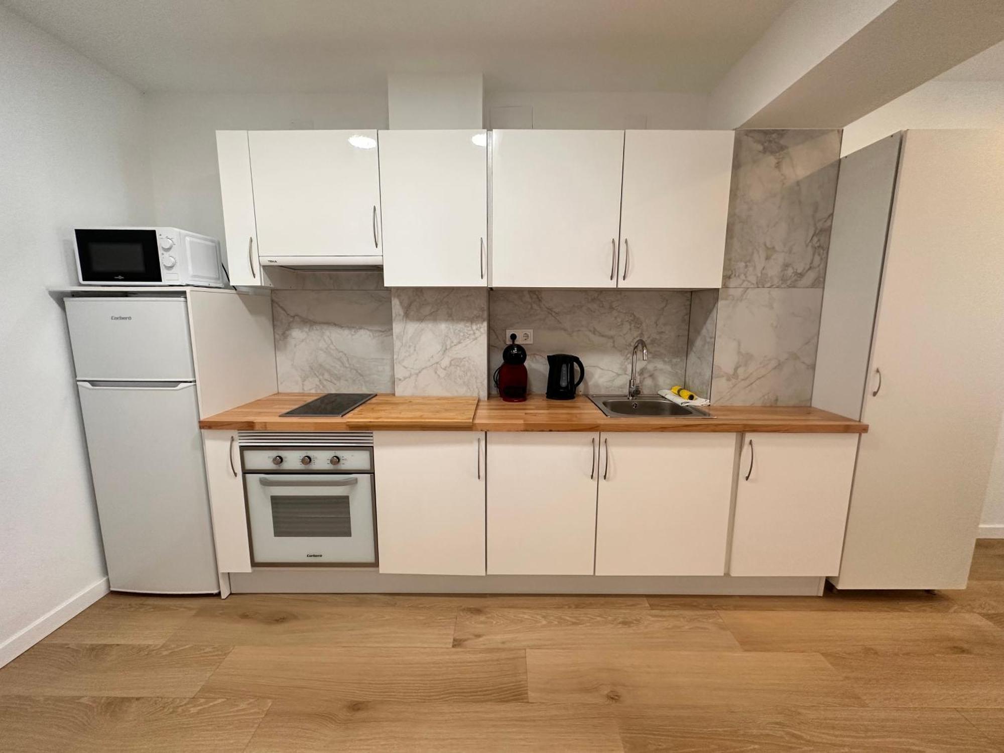 Artes Y Oficios Apartaments Ab Valencia Buitenkant foto